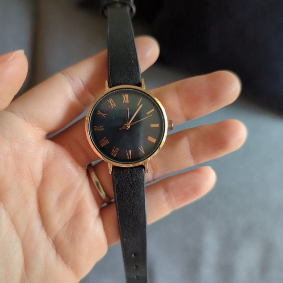 Watch - Picture 2 of 3